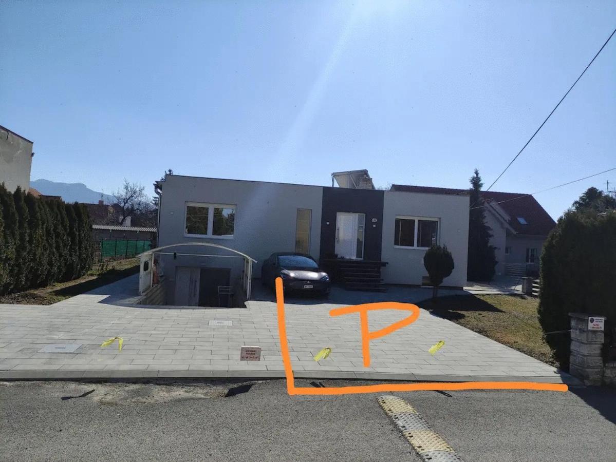 Slnecny Apartmanovy Dom Oslany Exteriér fotografie